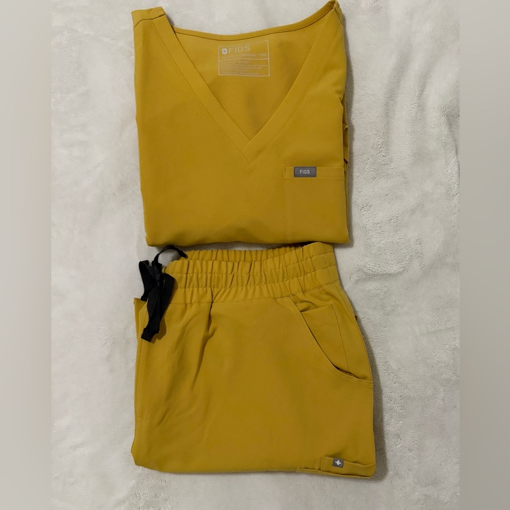 FIGS Limited Edition Gold Scrubs set